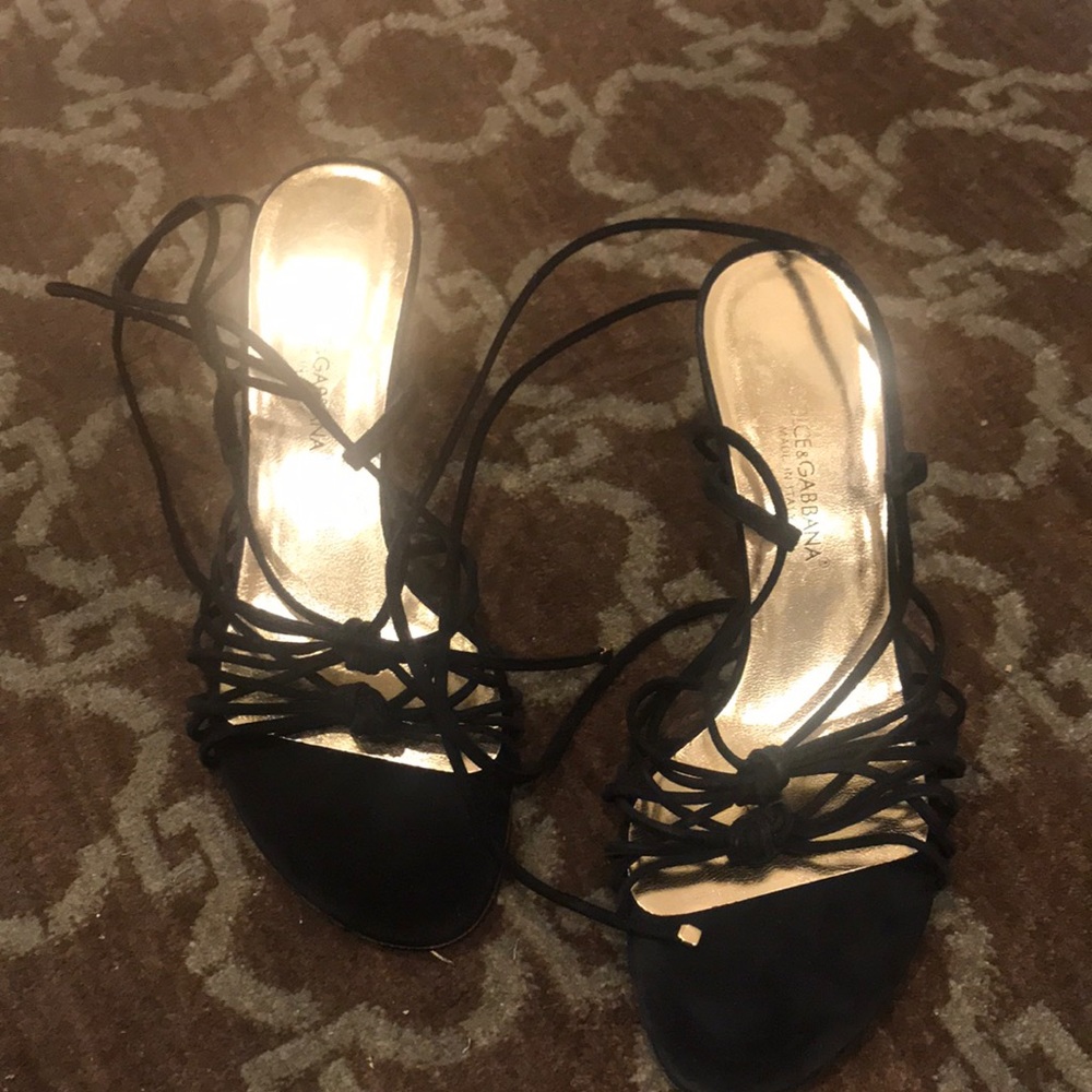 Dolce & Gabbana black suede strappy sandal. 36 1/2